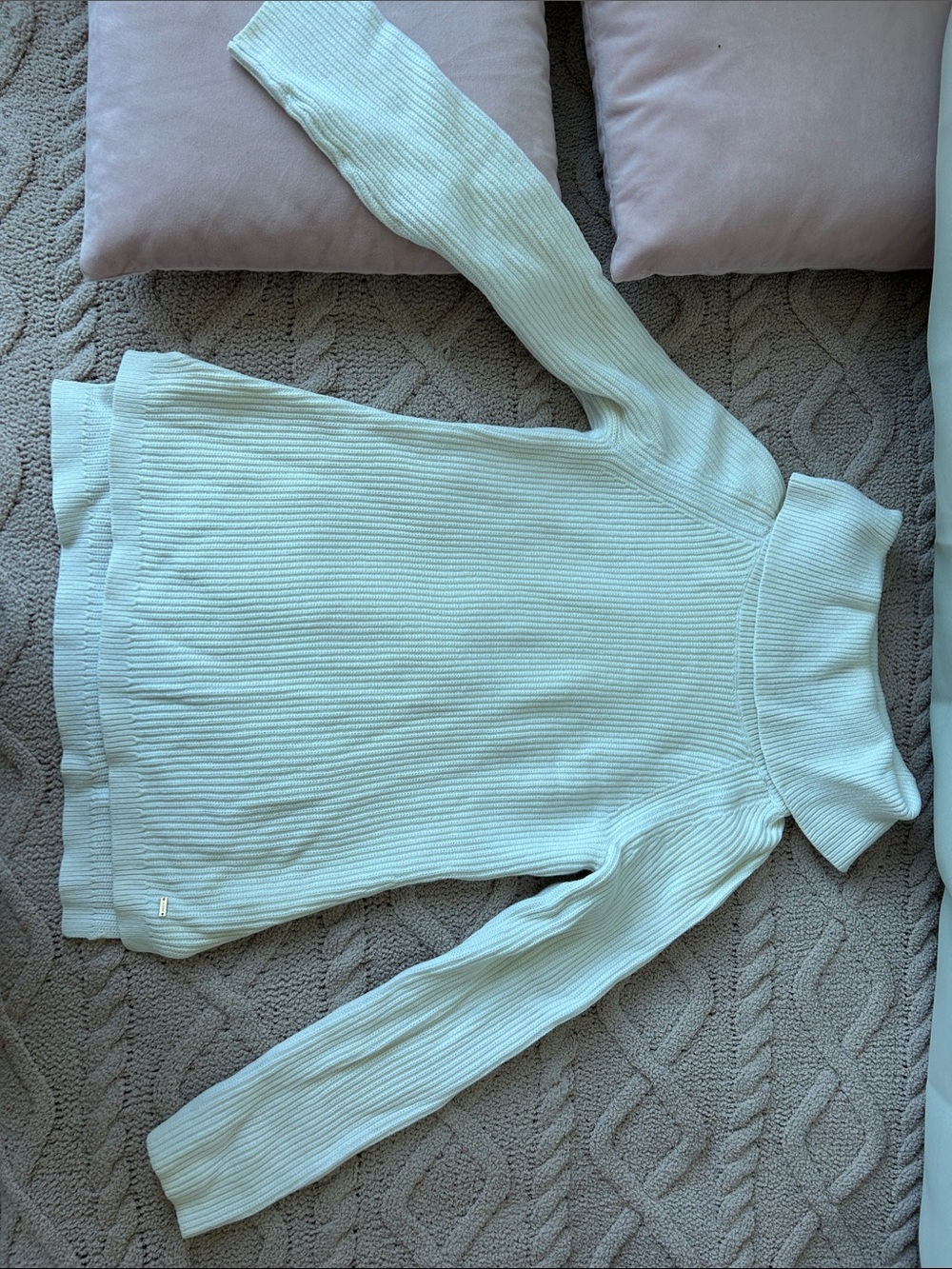 Tommy Hilfiger White Ribbed Turtleneck Sweater - Women's S/P